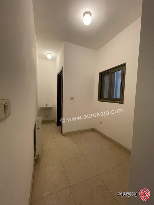 شقة سوبر ديلوكس مساحة 240م طابق ثاني للإيجار في عمان - الكرسي