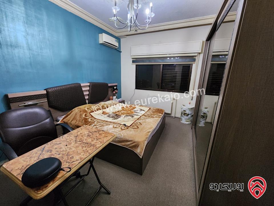 شقة طابقية  رووف كامل مساحة 300م للبيع في عمان - الشميساني