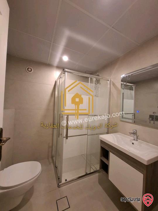 شقة مفروشة فاخرة طابق ثاني مساحة 93م للإيجار في عمان - الدوار الخامس 