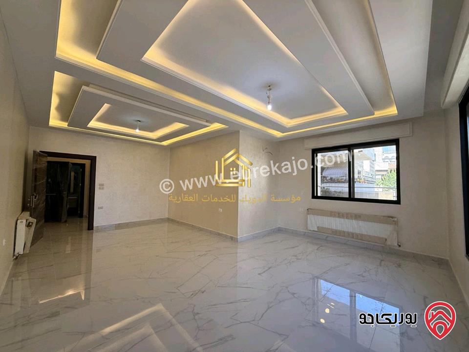 شقة جديدة لم تسكن مساحة 225م طابق أول للايجار فارغة في عمان - ضاحية الأمير راشد