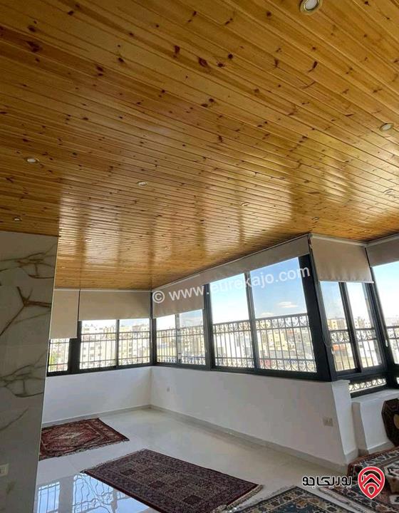 روف فارغ مساحة 160م داخلي و 40م خارجي للإيجار في عمان - ام السماق 
