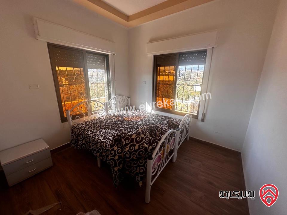 مزرعة فيها فيلا عدد 2 مساحة كل فيلا 300م على أرض 14 دونم للبيع في جرش