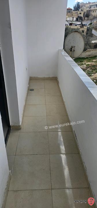 شقة تشطيب سوبر ديلوكس مساحة 100م للايجار في الزرقاء