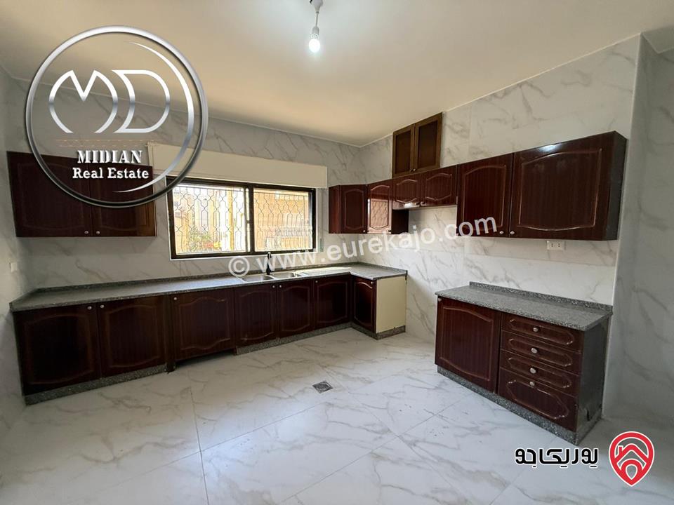 شقق فارغة للايجار في عمان - الرابية مساحات 150م تشطيبات سوبر ديلوكس تصلح للعرسان بسعر مميز