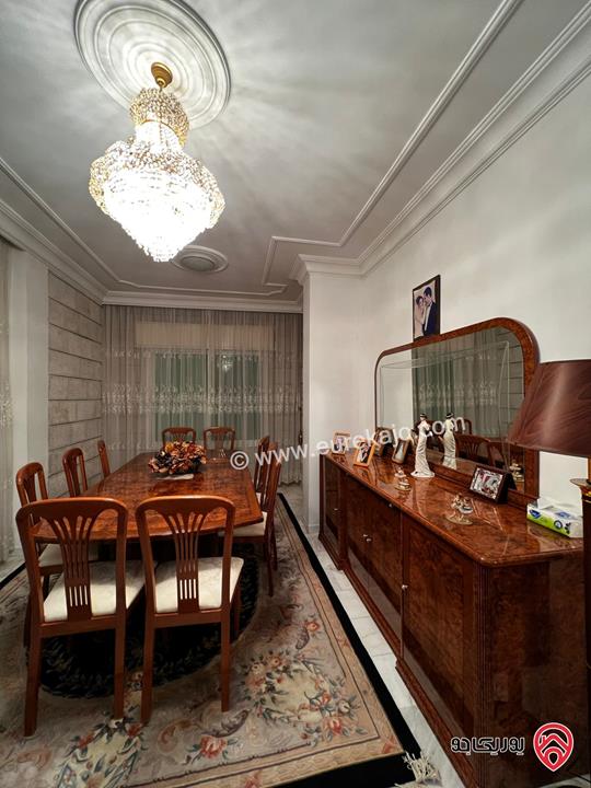  شقة مميزة طابق أول مساحة 189م للبيع في عمان - أم السماق