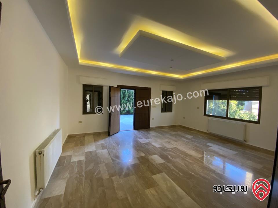 شقة ديلوكس طابق ارضي مساحة 190م داخلي و 50م خارجي للايجار في عمان - تلاع العلي 