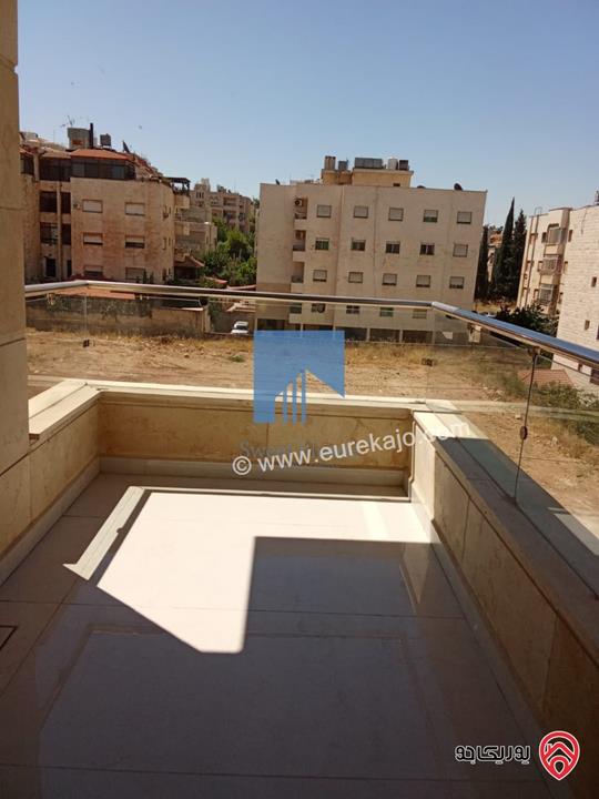 شقة فاخرة للبيع في الجاردنز - خلف ابن الهيثم طابق اول 210م تشطيب سوبر ديلوكس لم تسكن