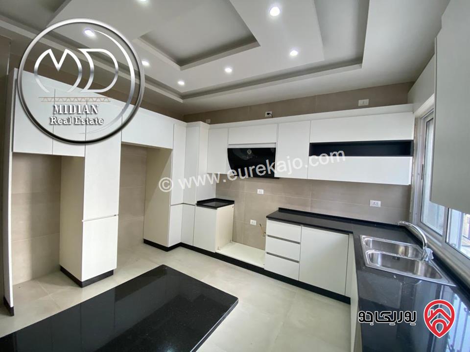 شقق فارغة للايجار في عمان - الرابية مساحات 180م تشطيبات و ديكورات عصرية فاخرة اطلالة جميلة بسعر مميز