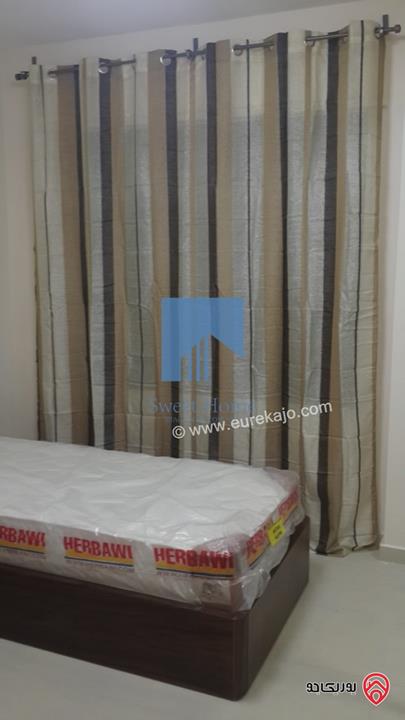 شقة أرضية مفروشة فاخرة للبيع في جبل عمان - مقابل رئاسة الوزراء وقرب فندق عمان ويست 100م مع ترسات 110م بسعر مغري