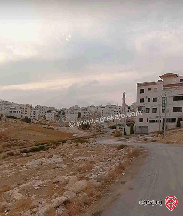 ارض مساحة 760م للبيع في عمان - الجبيهة حي المنصور قرب شارع الثلاثين سكن ب