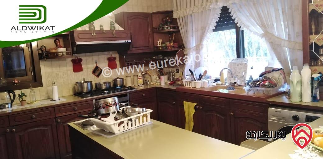 فيلا مستقلة مساحة البناء 950م ومساحة الارض 2338م ومساحة الحديقة 1500م للبيع في ماحص