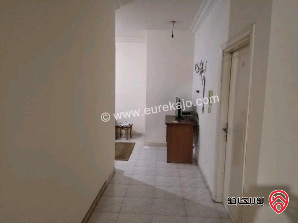 عمارة على أرض 750م للبيع في عمان - الجبيهة