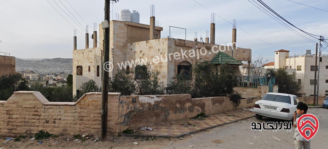 بيت مستقل مساحة 550م على أرض 1219م للبيع في عمان - عين الباشا 