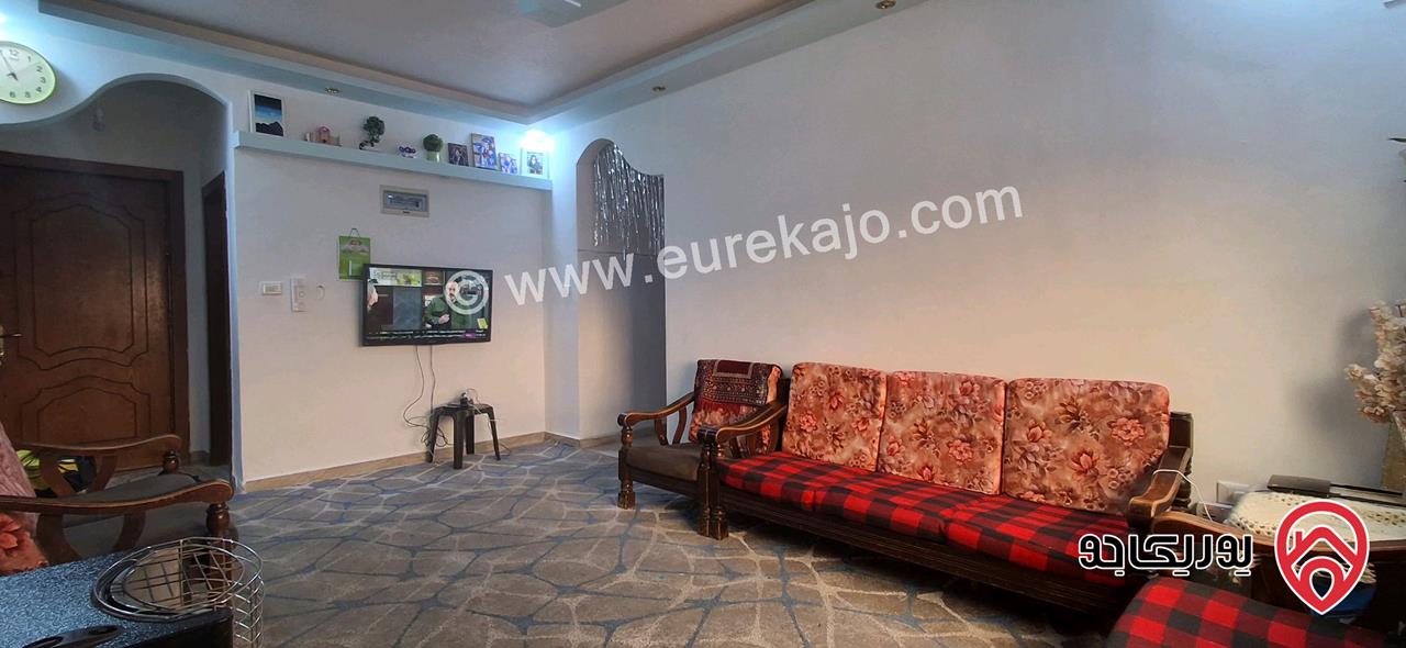 شقة أرضية مرتفعة مساحة 150م للبيع في عمان - طبربور