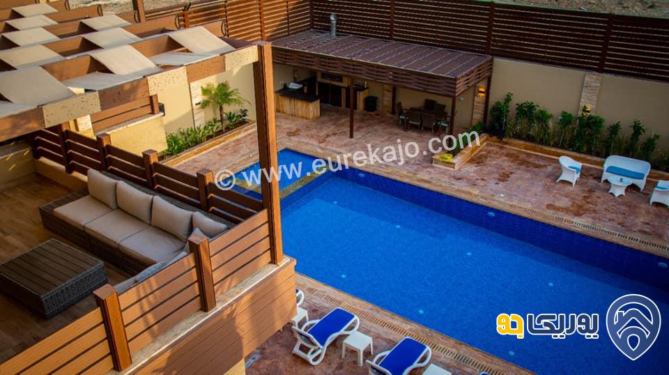 شاليه - مزرعة BENZ VILLA DEAD SEA مساحة الأرض 720م والبناء 250م للبيع في البحر الميت