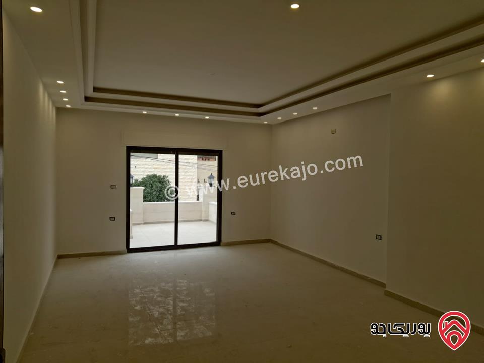 شقة ارضية جديدة مساحة 200م داخلي و 40م خارجي للبيع في عمان - ابو السوس