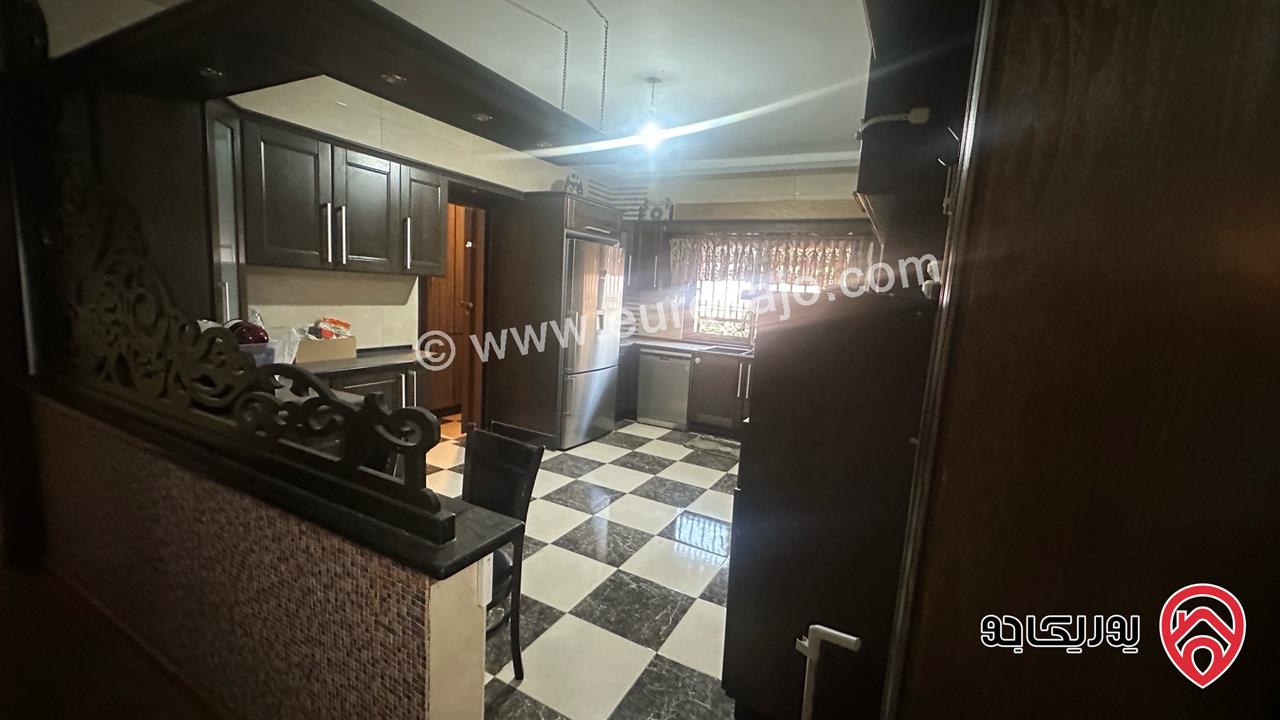 شقة مساحة 210م طابق ثالث للبيع في عمان - طبربور بجانب الجامعة العربية المفتوحة الخزنة