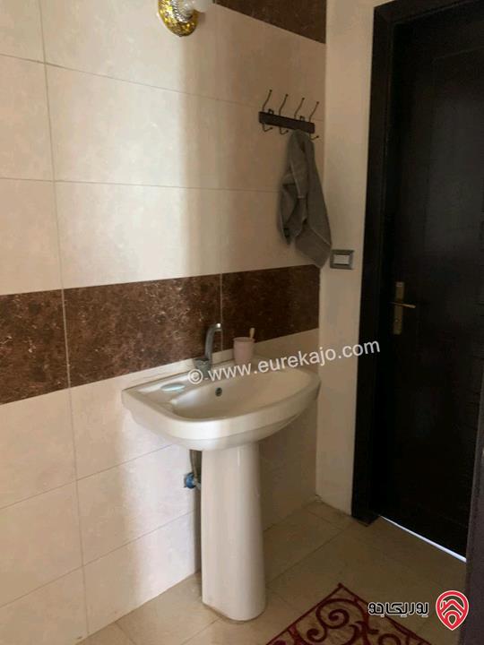 مزرعة مساحة 5 دونم وبناء 160م للبيع في مادبا - لب - قرب الجامعة الامريكية