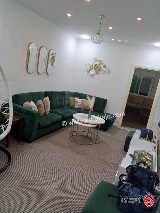 شقة طابق ثالث بدون مصعد مساحة 114م للبيع في عمان - ضاحية الامير حسن