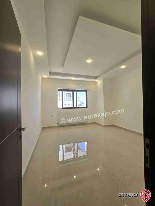 شقة طابق أول مساحة 155م للبيع في عمان - تلاع العلي 