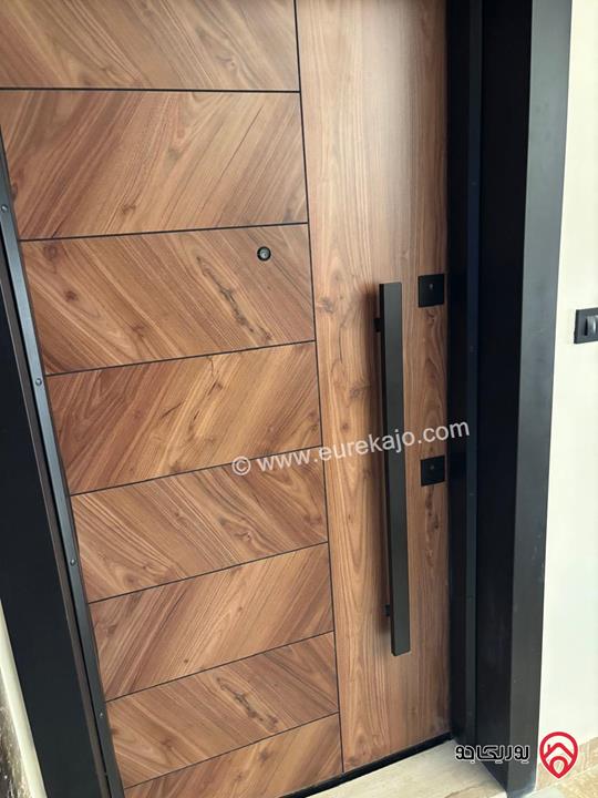 شقة جديدة ومميزة سوبر ديلوكس طابق أول مساحة 130م للبيع في عمان - ابو نصير 