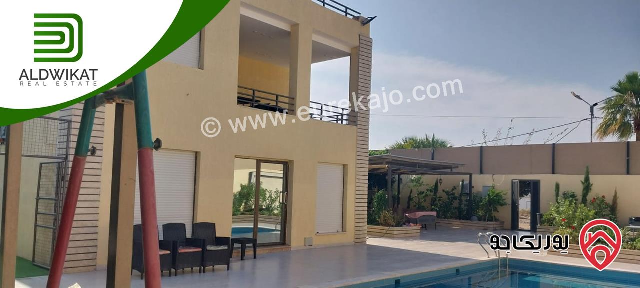 شاليه فاخر مفروش للبيع في اجمل مواقع البحر الميت منتجع البحيرة مساحة الارض 715م والبناء 200م موقع مميز