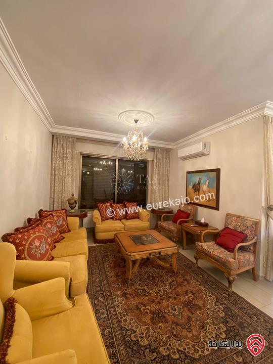 شقة مفروشة فاخرة طابق ثالث مساحة 204م للبيع أو للايجار في عمان - عبدون