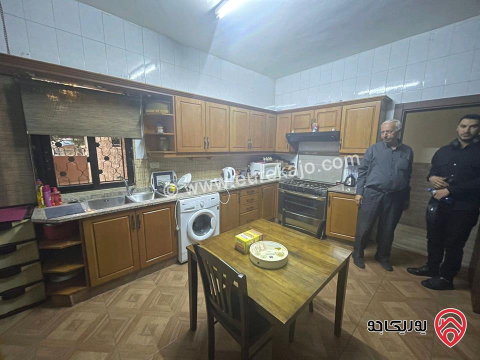 شقة فارغة مساحة 235م للبيع في عمان - الجاردنز