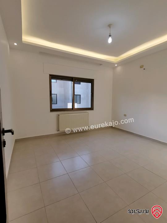 شقة فاخرة ورائعة حديثة لم تسكن مساحة 211م للبيع في عمان - أرقى مناطق الجندويل