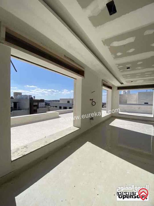 شقة طابق ثالث دوبلكس مساحة 200م للبيع في عمان - خلدا