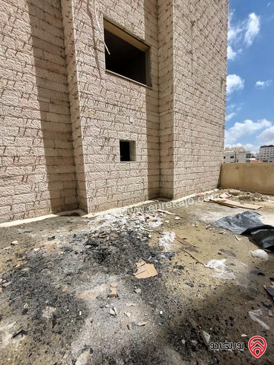 شقة أرضية قيد التشطيب مساحة 170م داخلي و 180م خارجي للبيع في عمان - تلاع العلي