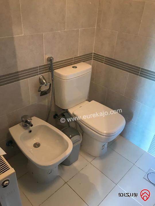 شقة مفروشة مساحة 150م للبيع في عمان -  الكرسي 