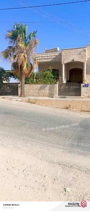 أرض مميزة مساحة 590م للبيع في عمان - الجبيهة أم زويتينة / على شارع 20م