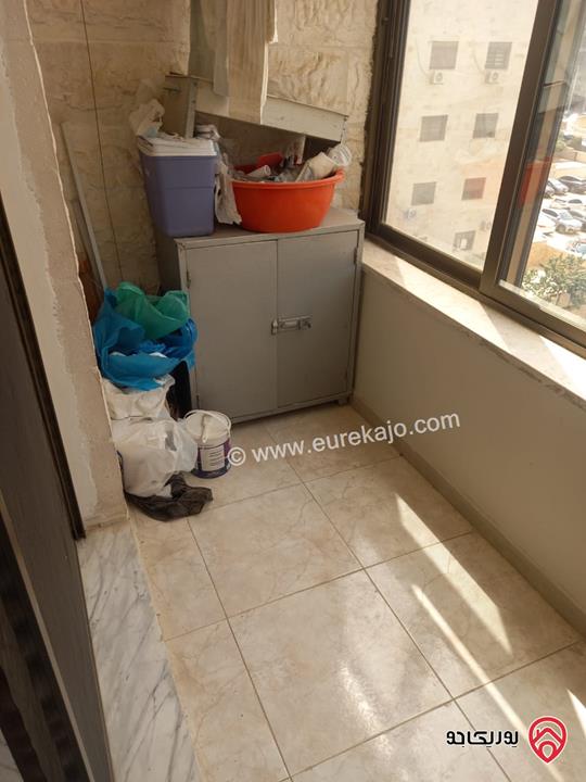 شقة طابق ثالث مساحة 175م للبيع في عمان - خلدا