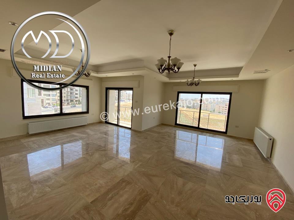 شقق جديدة للبيع في عمان - دير غبار مساحات 230م 4 نوم تشطيبات و ديكورات سوبر ديلوكس اطلالة جميلة بسعر مميز جداً