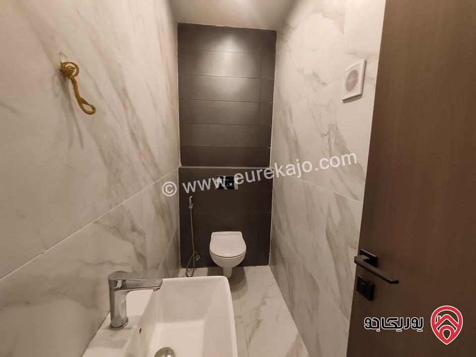  شقق جديدة مساحة 240م للبيع في عمان - حي الصحابة رجم عميش  