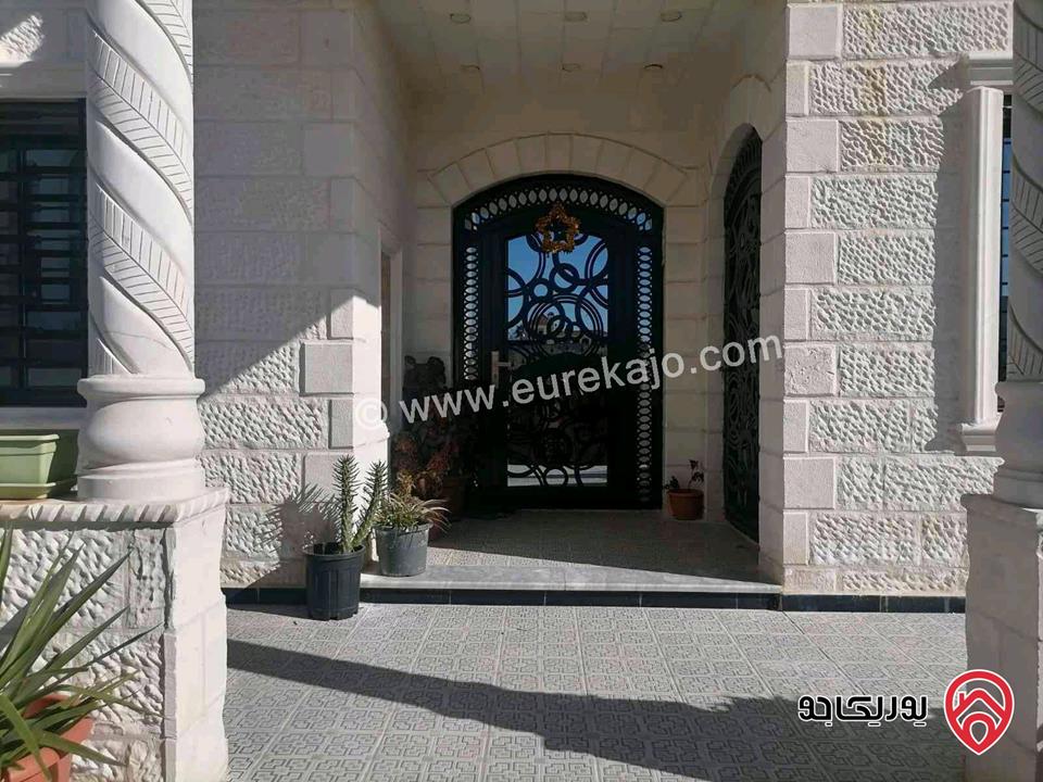 منزل مساحة 250م على أرض 500م للبيع بسعر مناسب في عمان - جاوا