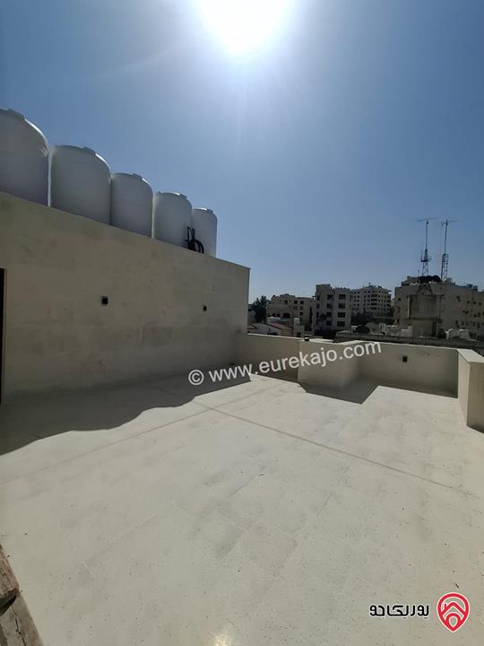 شقة طابق ثالث دوبلكس مساحة 288م مع ترس خارجي 125م للبيع في عمان - الدوار الرابع