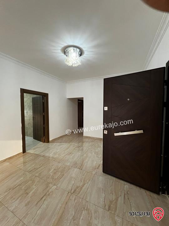 شقة مجددة بالكامل مساحة 150م طابق أول للايجار في عمان - الشميساني 