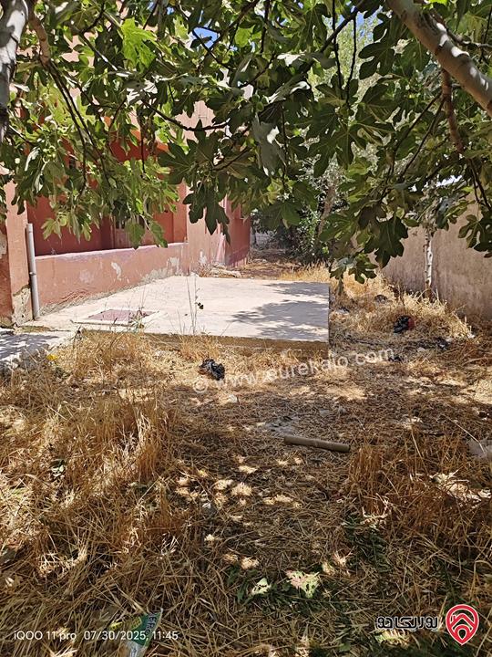 بيت مستقل مجهز لبناء طابق ثاني على أرض 720م للبيع في عمان - أبو علندا