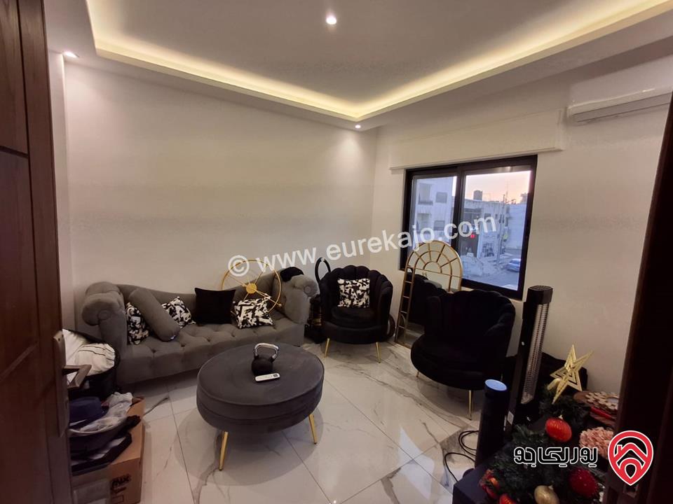 شقة مفروشة طابق ثاني مساحة 60م للبيع في عمان - ام السماق الجنوبي