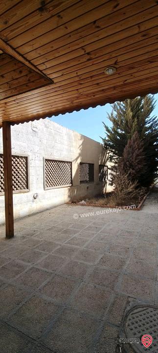 فيلا متلاصقة فاخرة جدا مساحة 540م على أرض 500م للبيع في عمان - شفا بدران الكوم 