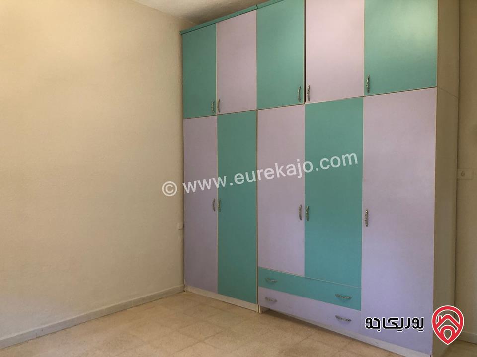 شقة فارغة طابق ثاني مساحة 200م للايجار في عمان - الدوار الخامس 