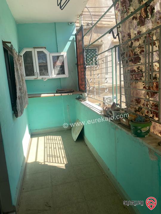عمارة على أرض 350م للبيع في الزرقاء الجديدة