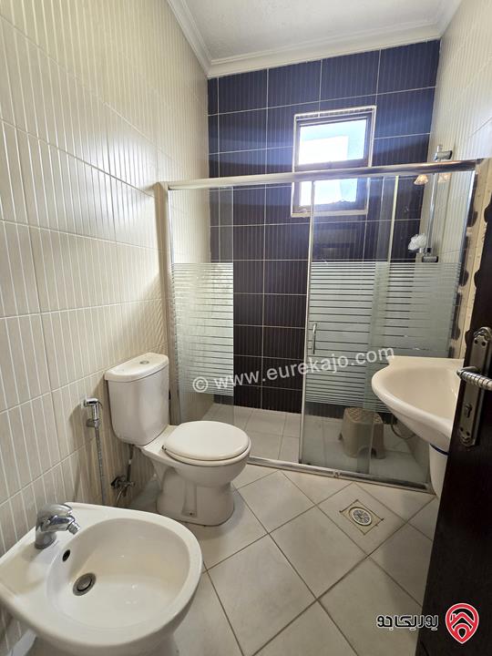 شقة مفروشة مساحة 220م طابق ثالث للإيجار في عمان - أم السماق