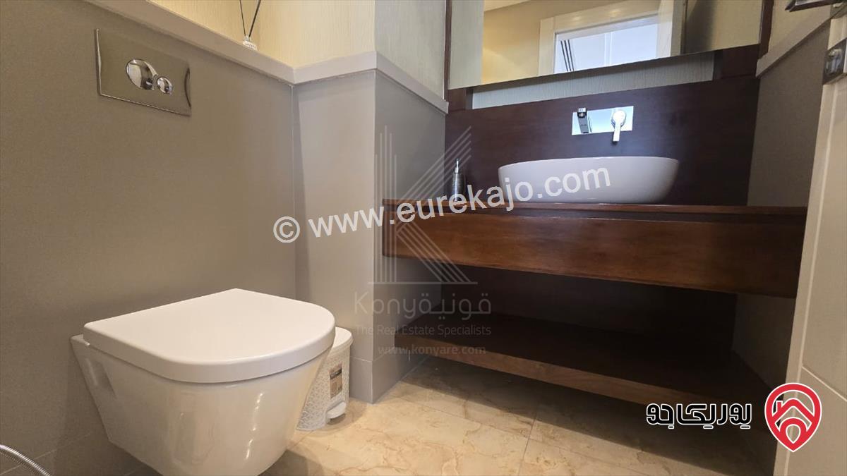 شقة مفروشة فاخرة دوبلكس مساحة 230م داخلي و 60م خارجي للايجار في عمان - الدوار الرابع