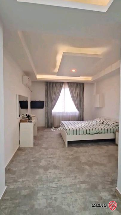 شقة طابقية مساحة 200م للبيع في عمان - ضاحية النخيل 