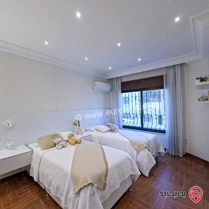 فيلا مميزة مساحة 1200م على أرض 800م للبيع في عمان - عبدون الشمالي 