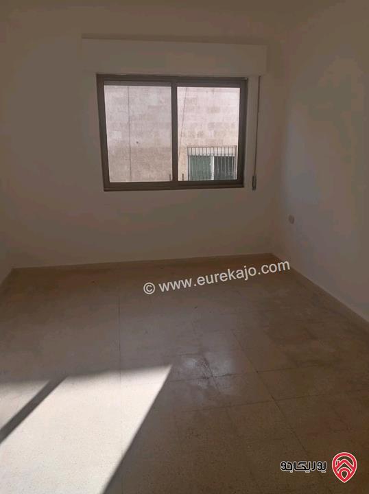 شقة مساحة 150م طابق ثالث للبيع في عمان - طبربور