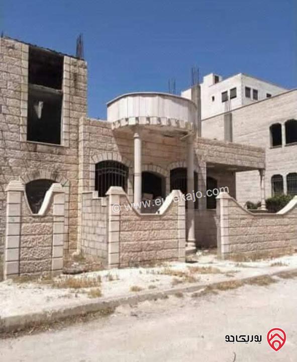 بيت مستقل مساحة 183م على أرض 352م للبيع في مدينة الشرق - الزرقاء  